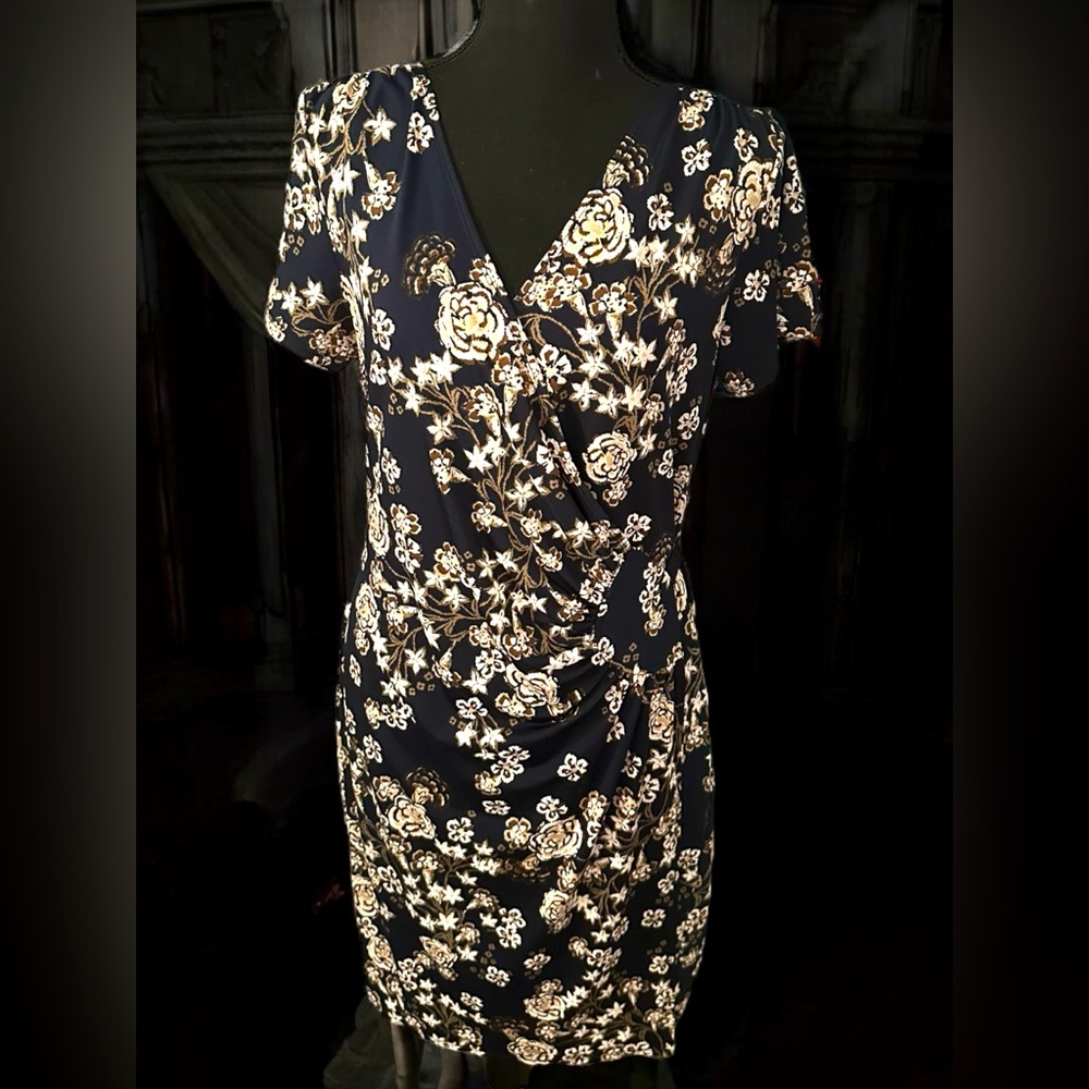 Bella Rose Closet | Floral Cocktail Wrap Dress w/ Deep V Neckline | Size 10